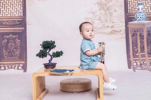 汕头宝宝多久不用拍嗝